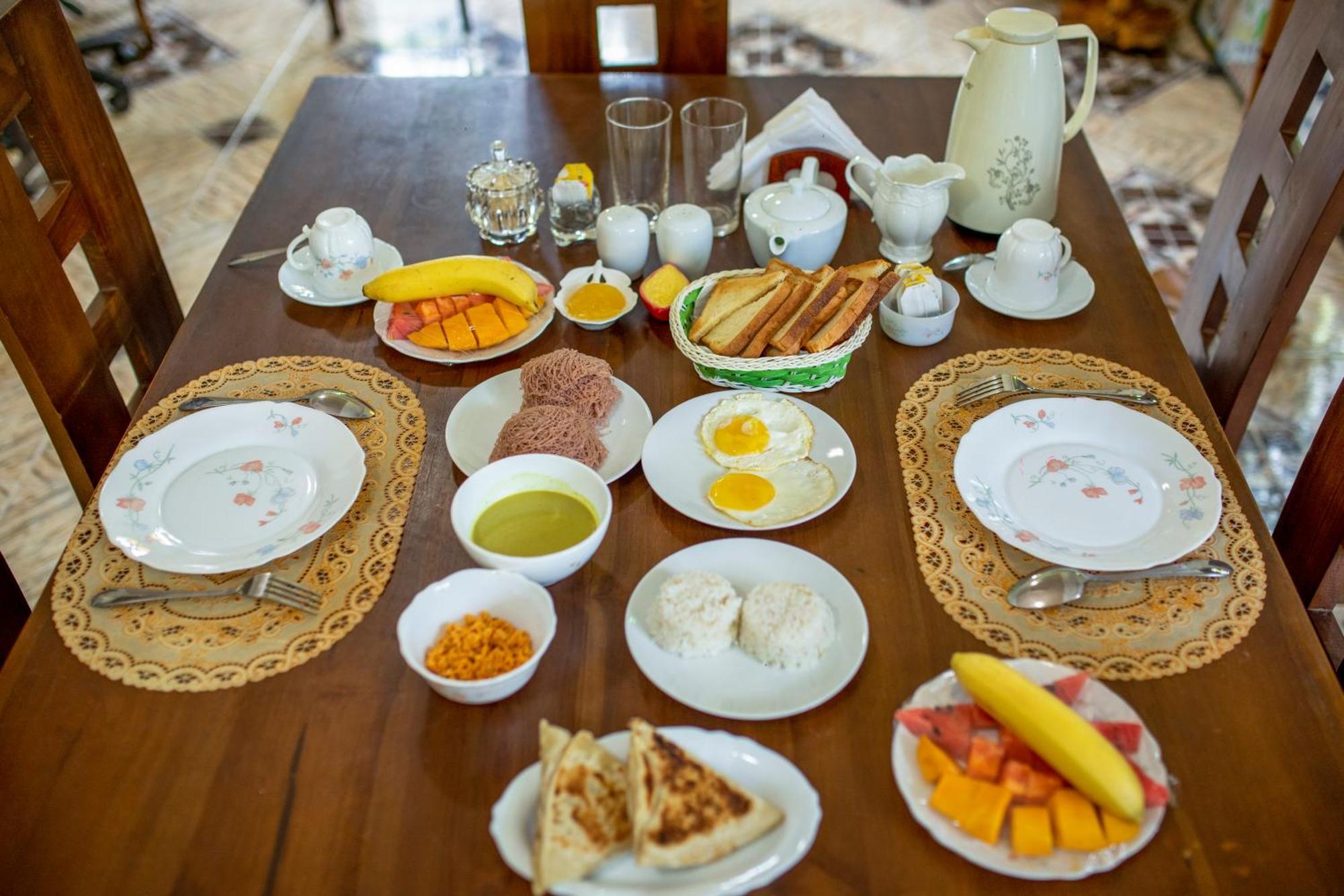Bed and Breakfast Three Shades Галле Экстерьер фото