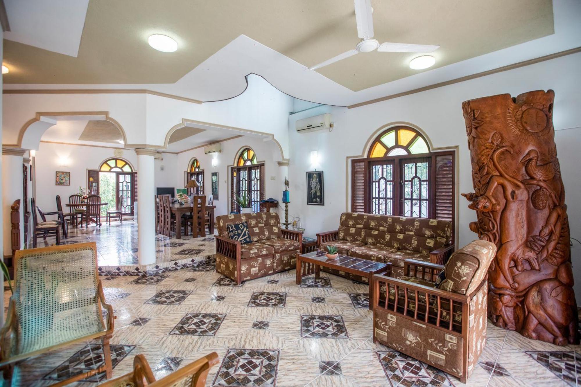Bed and Breakfast Three Shades Галле Экстерьер фото