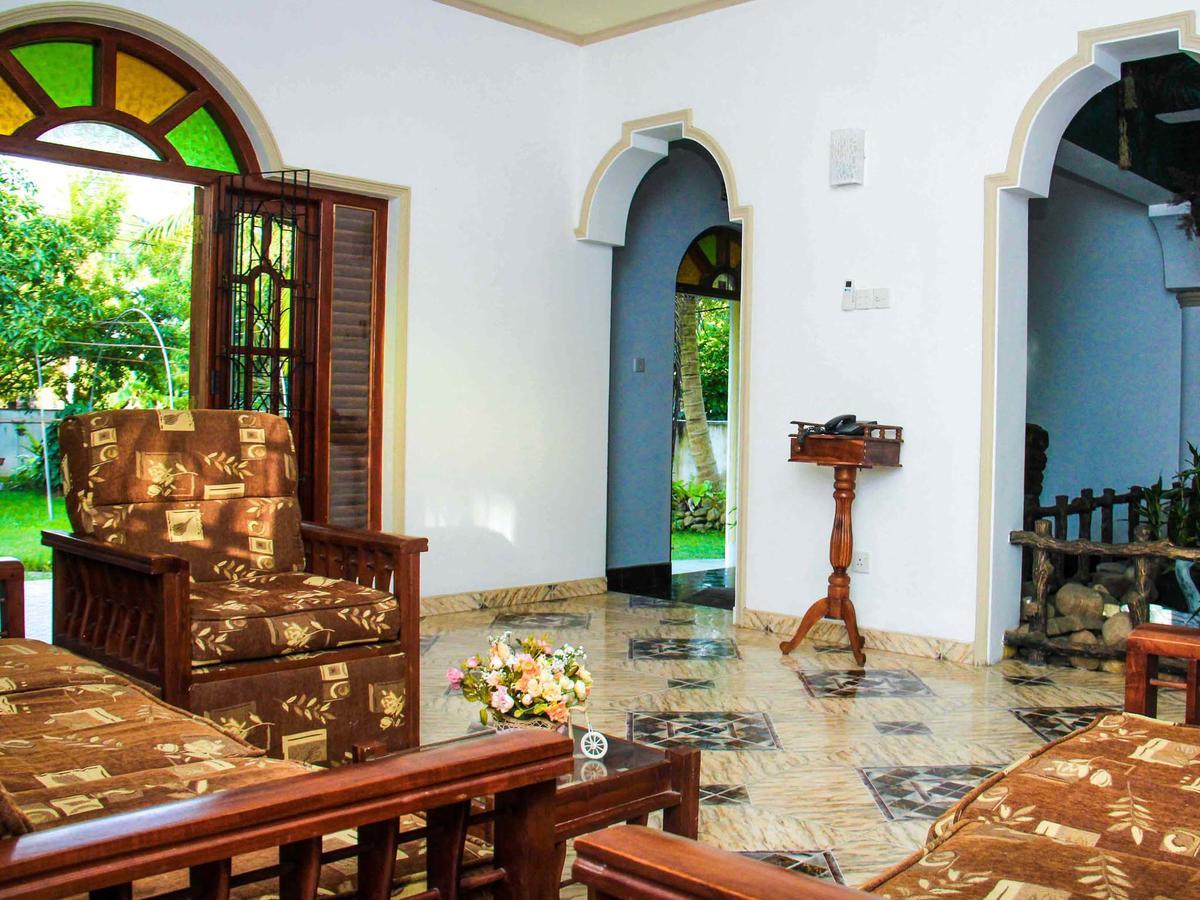 Bed and Breakfast Three Shades Галле Экстерьер фото